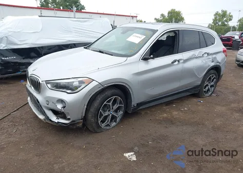 2017 BMW X1 xDrive28I z USA, uszkodzony, nr VIN WBXHT3Z30H4A53557